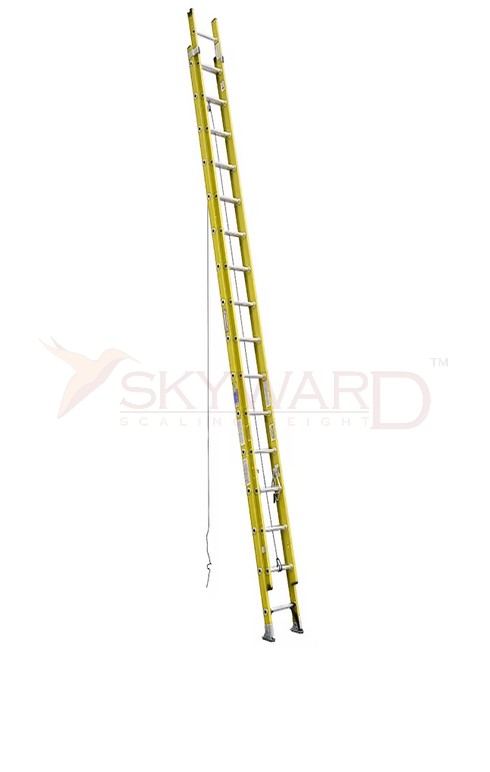 Model No. F5120 Fibreglass D Rung Extension Ladder for Electrical, Outdoor and Industrial Access Use, Professional Extendable Ladder for Maintenance, Repair and Contractor Tasks